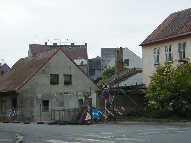 Demolice domu �p. 73