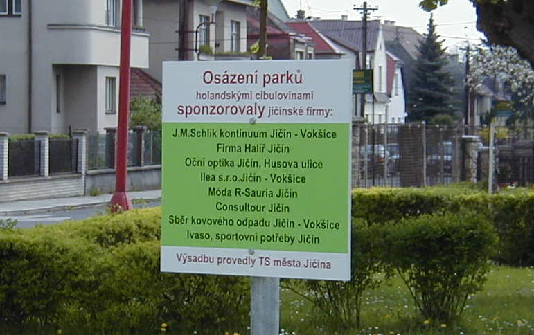 Cedule z parku � zv�t�en�