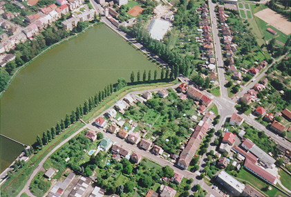 Západ města – Letná, rybník Kníže (76K), zvětšený obrázek – 220K