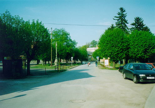 �eleznice, n�m�st�