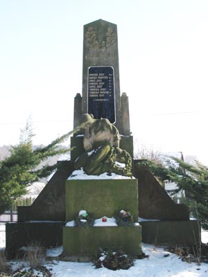 �n�tice � pomn�k ob�tem 1. sv. v�lky (157)